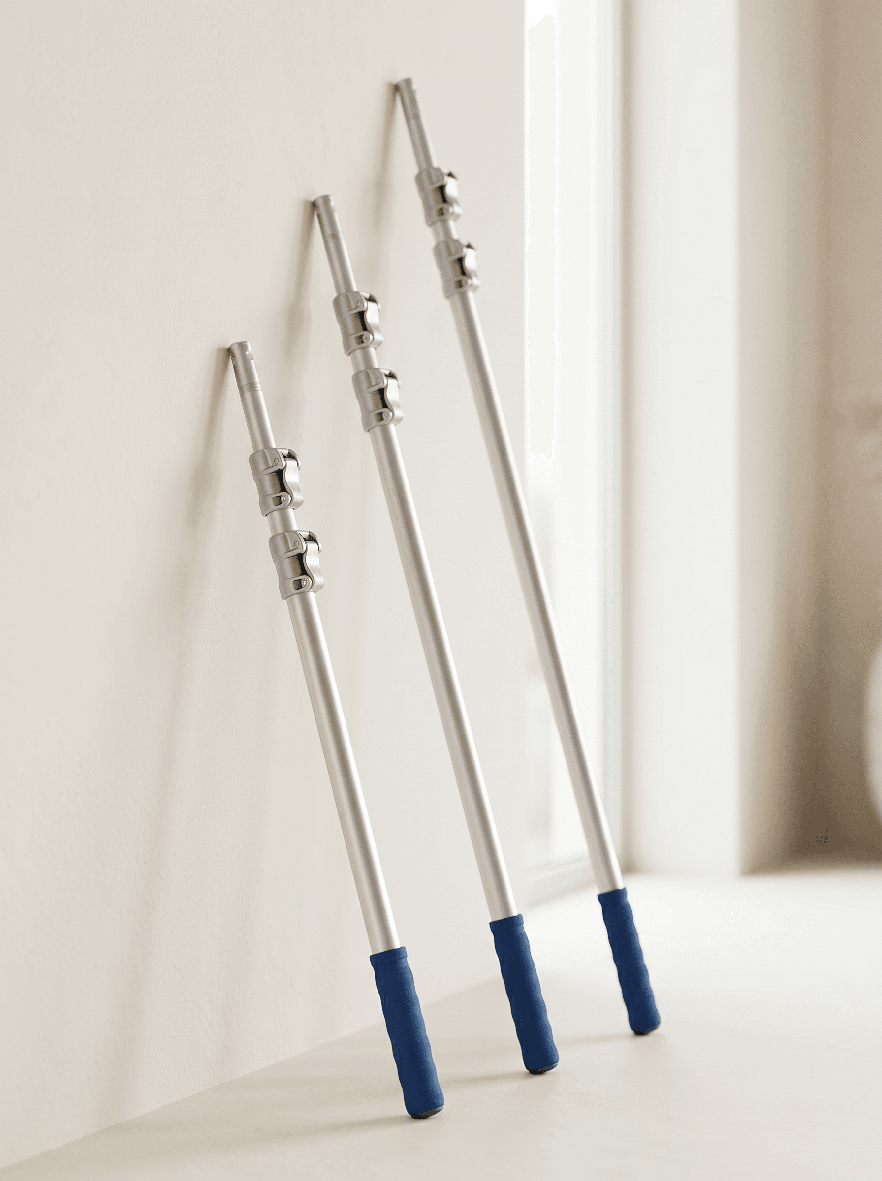 Extendable telescopic cleaning pole